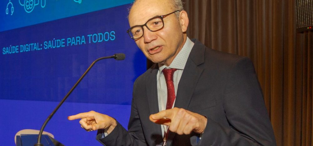 Quatro décadas depois, o futuro continua em construção