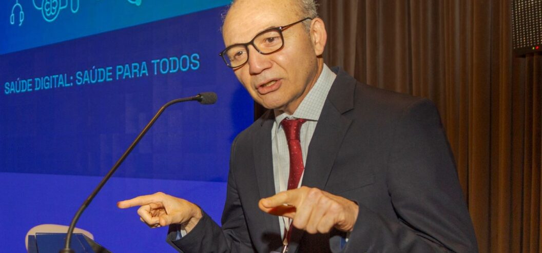 Quatro décadas depois, o futuro continua em construção