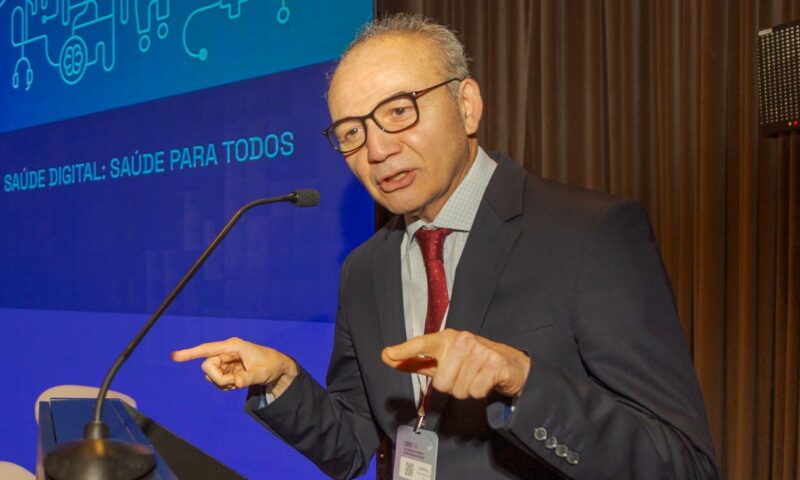 Quatro décadas depois, o futuro continua em construção