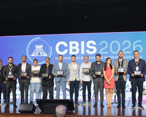 SBIS entrega certificados a sistemas de registro eletrônico em saúde durante o CBIS 2026